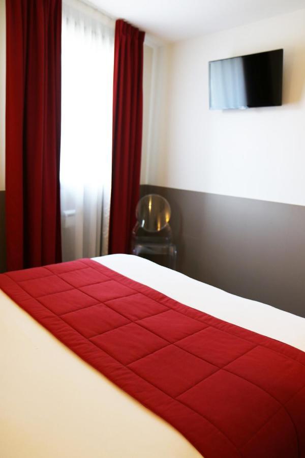 Le Quarre Hotel Bistrot Bruguieres Zewnętrze zdjęcie
